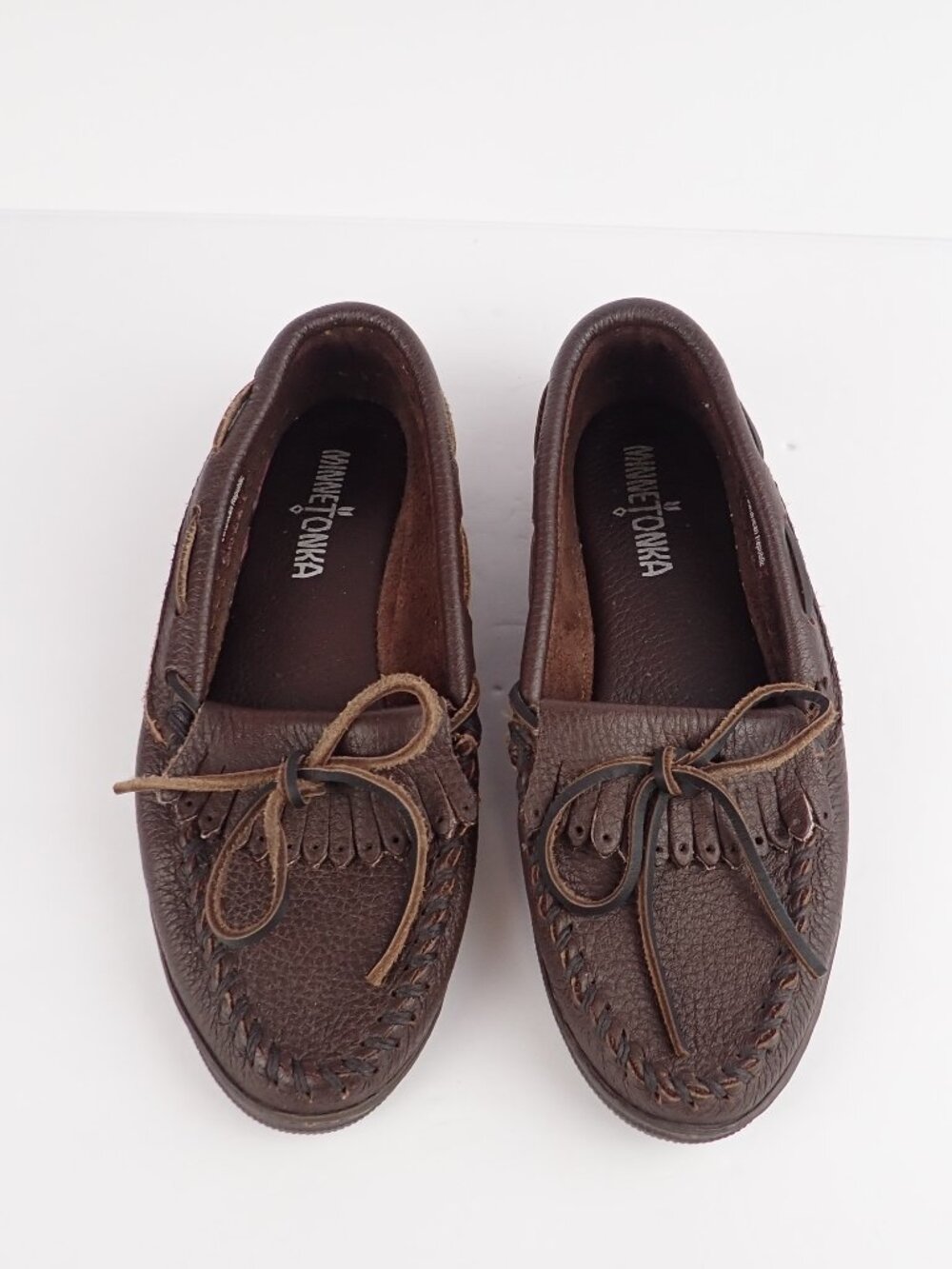 Minnetonka Women’s 8 Moccasins Moosehide Brown Leather Loafer Slip on